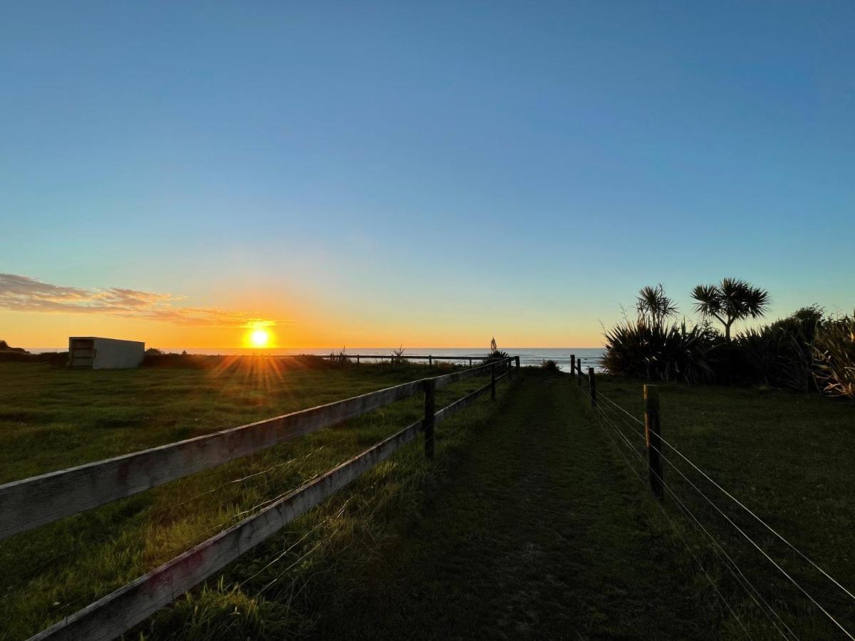 Shining Star Beachfront Accommodation Hokitika Exteriör bild