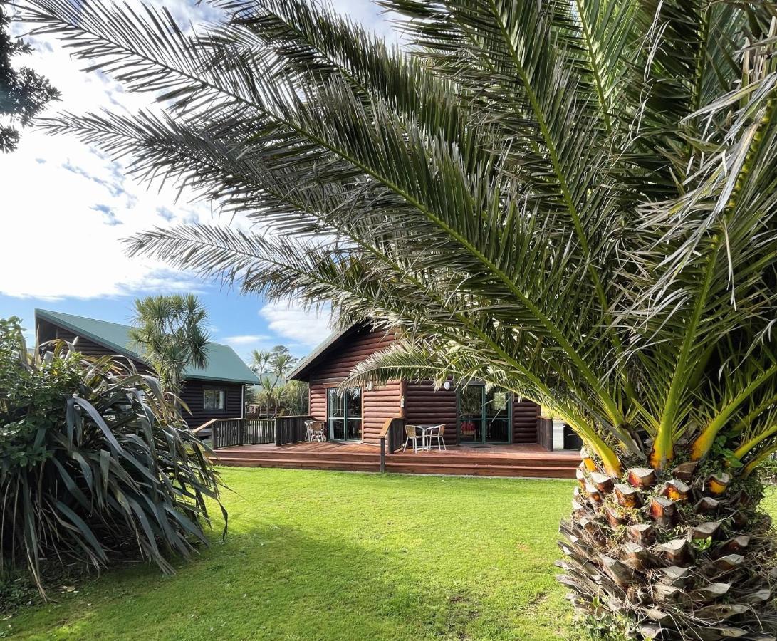 Shining Star Beachfront Accommodation Hokitika Exteriör bild